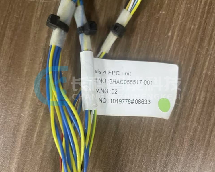 新款A(yù)BB機(jī)器人1200線(xiàn)束3HAC055517-001